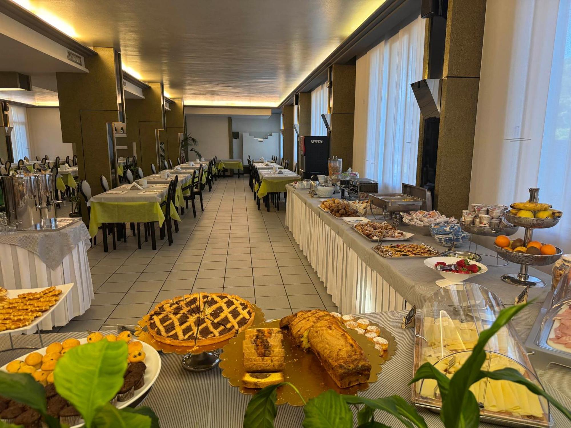 Park Hotel Castrocaro Terme Exterior foto